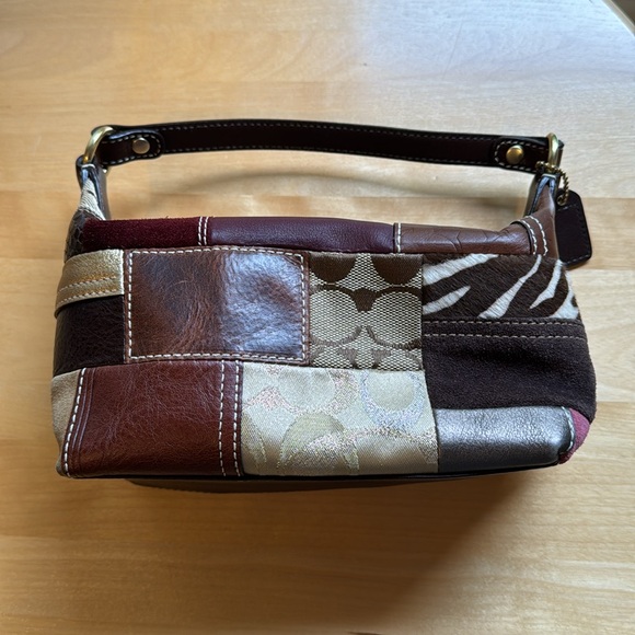 🌟like new! mini vintage Y2K coach brown/purple patchwork purse🌟 - Picture 2 of 9